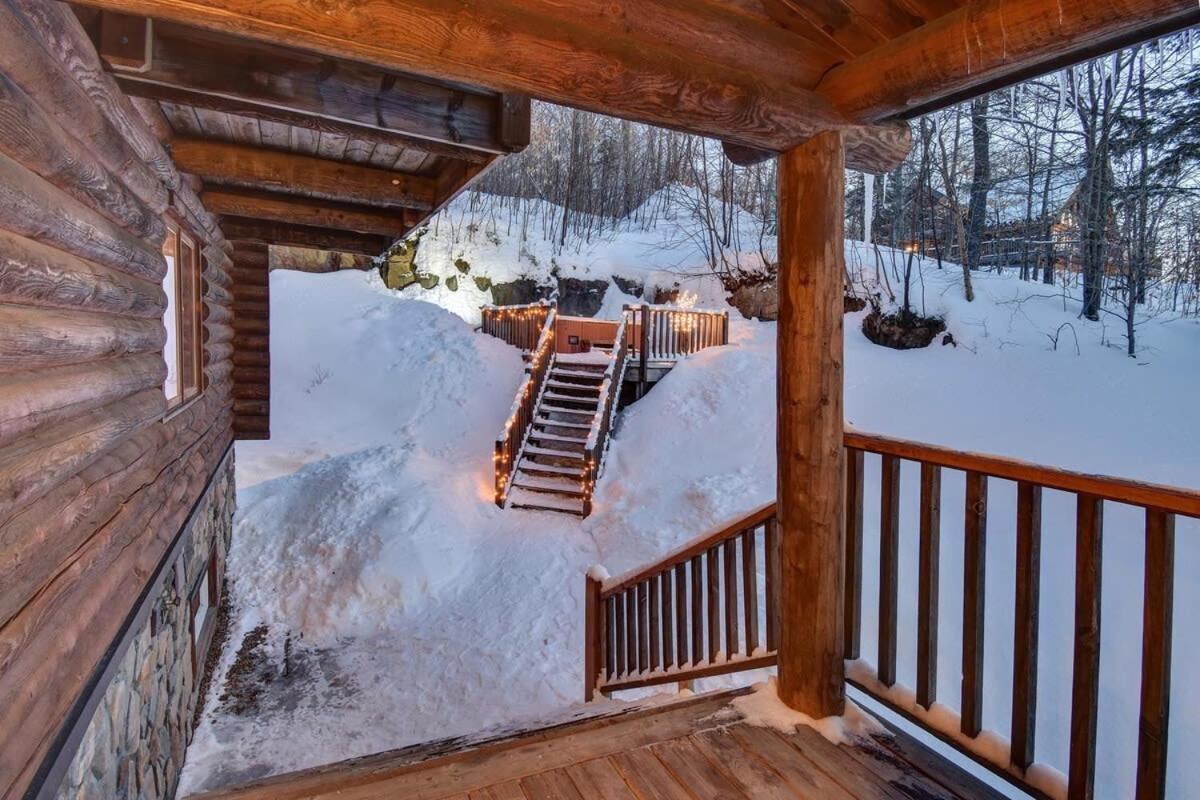 Chic Familiale, Relaxant Avec Spa En Montagnes Labelle Exterior photo